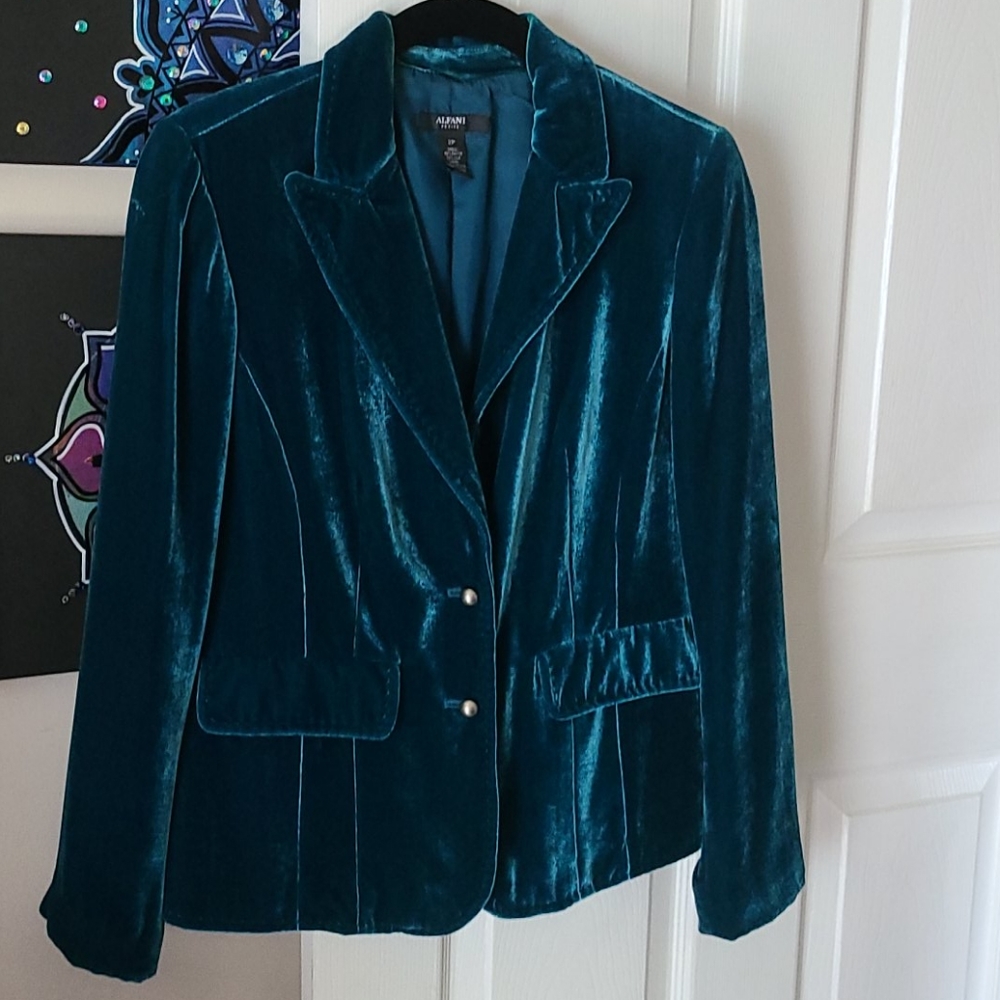 Alfani velvet blazer turquoise color